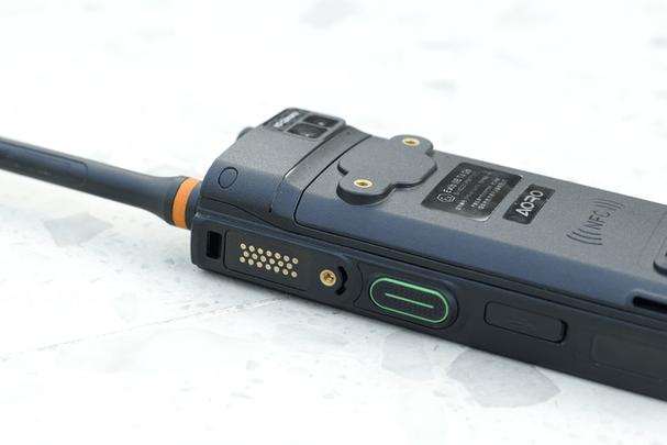 防爆对讲机 危险作业场景下的通讯利器